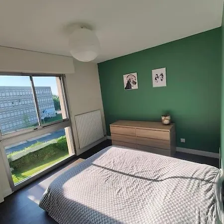 Apartament Joli Avec Balcon Caen