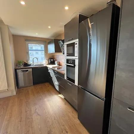 Joli Avec Balcon Apartament *